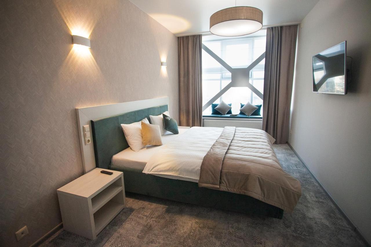 св 4* Хмельницький